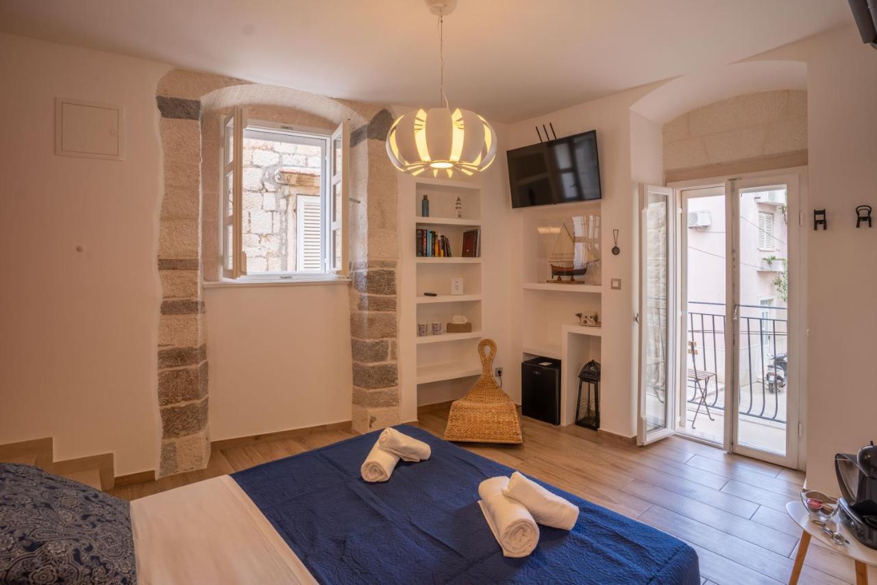 Old Town Makarska Apartments - Central Square 外观 照片