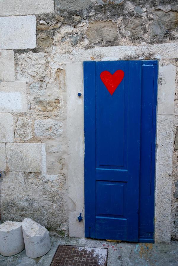 Old Town Makarska Apartments - Central Square 外观 照片