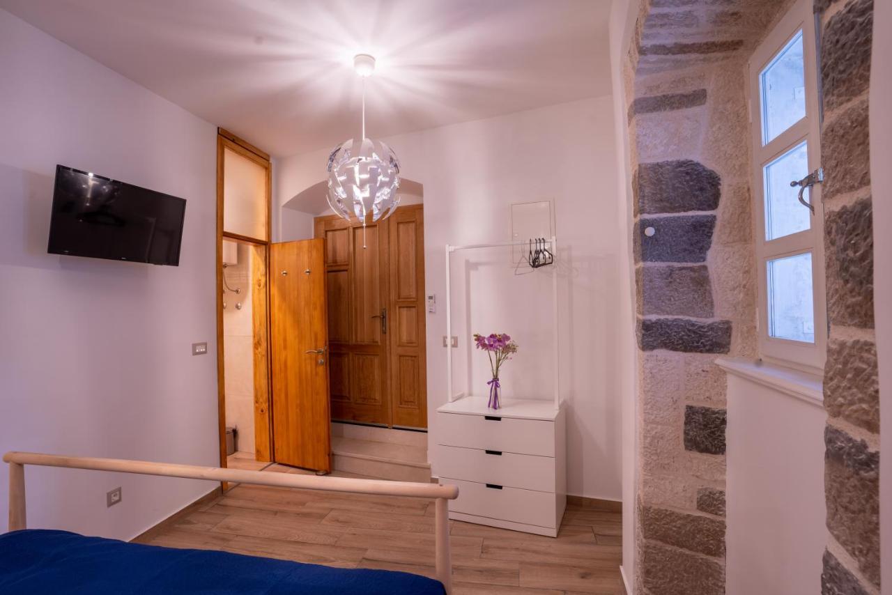 Old Town Makarska Apartments - Central Square 外观 照片