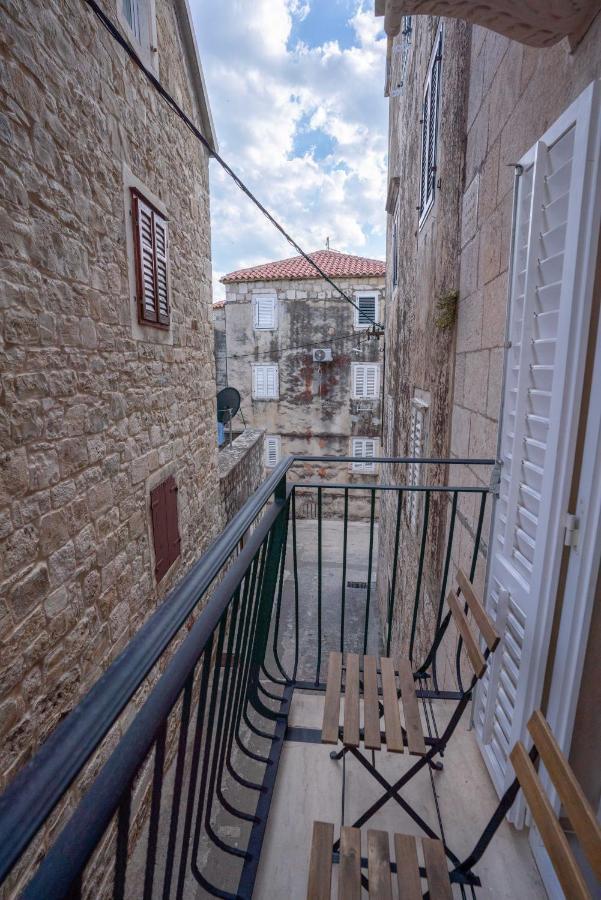 Old Town Makarska Apartments - Central Square 外观 照片