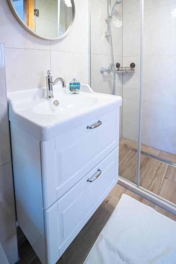 Old Town Makarska Apartments - Central Square 外观 照片
